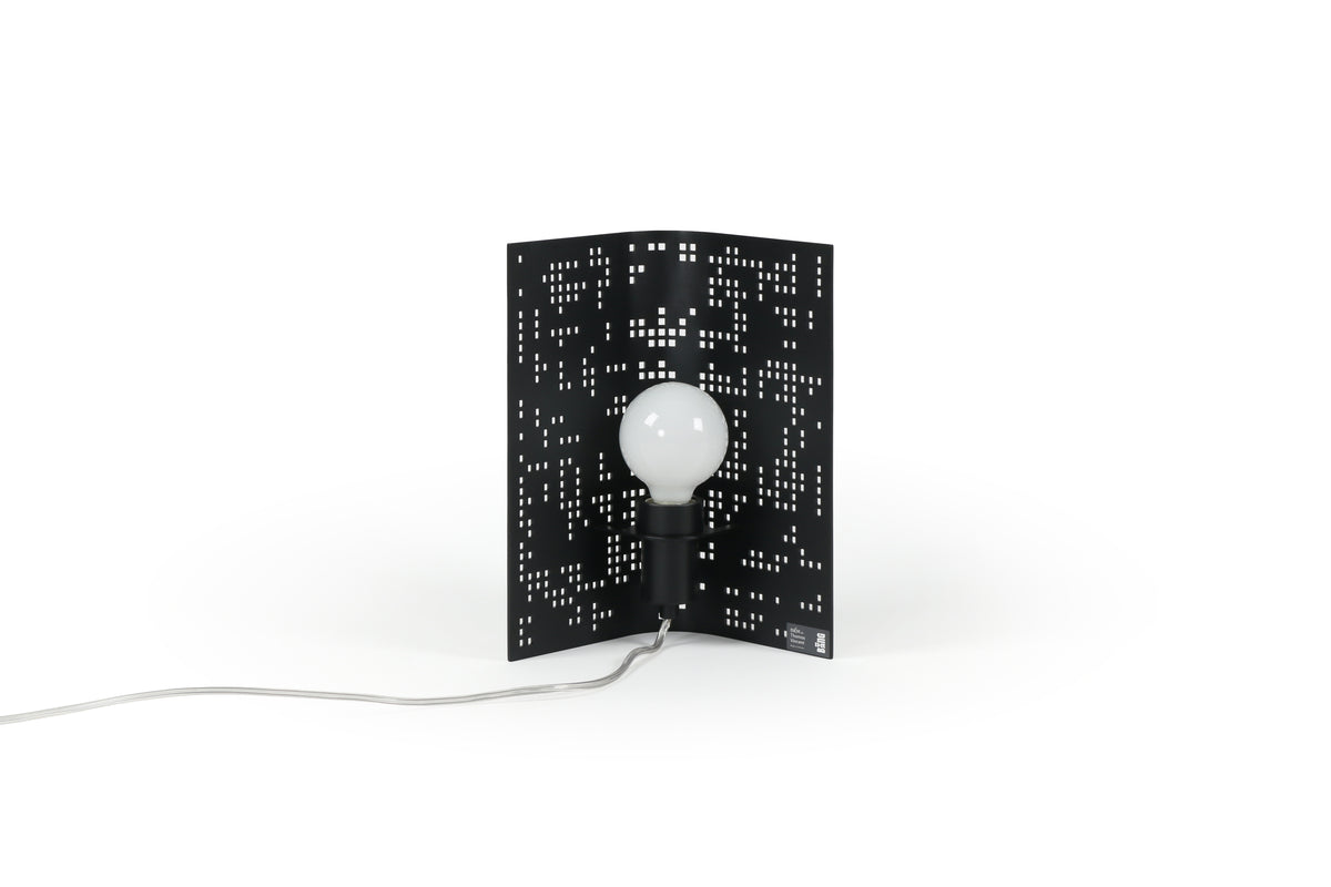 Điểm lamp in black